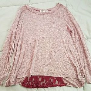 SOLD Long sleeve shirt w cute back detail